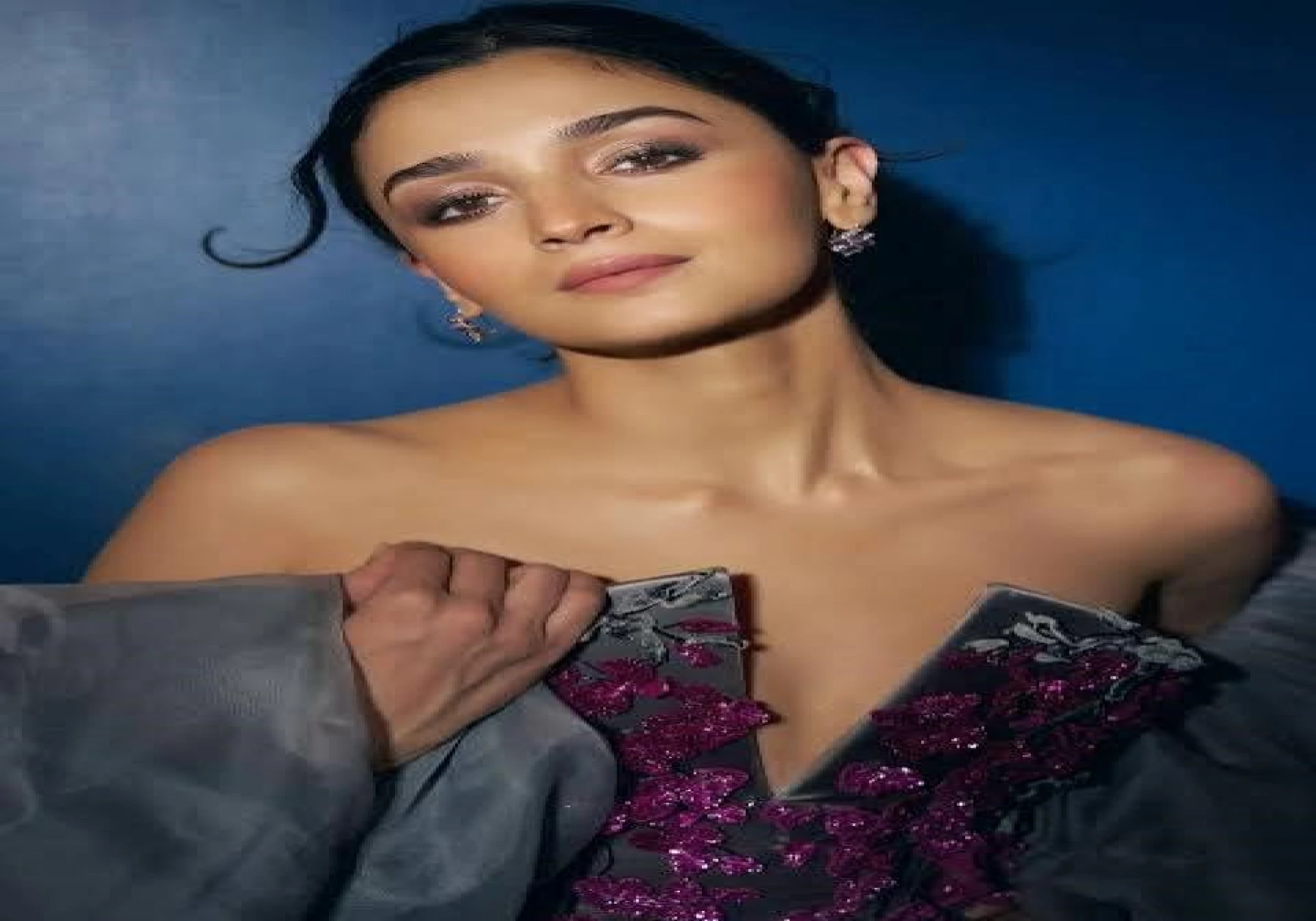 Alia Bhatt Joins YRF Spy Universe as Super Agent Alongside Sharvari Wagh Alia Bhatt Joins YRF Spy Universe as Super Agent Alongside Sharvari Wagh